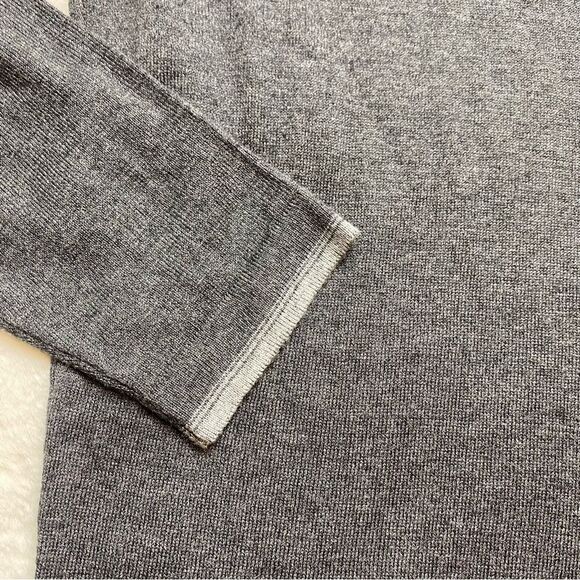 Agave Denim Crew Neck Long Sleeve Gray Lexington Fine Gauge Knit Sweater. Size M - Picture 9 of 13